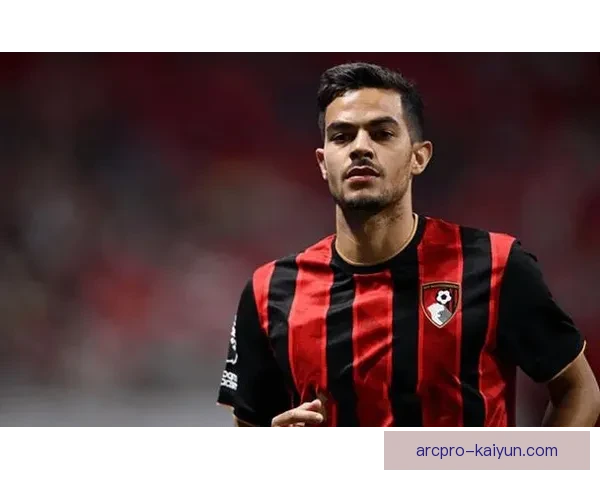 英超布莱顿防守表现稳健，近期状态回暖引发关注